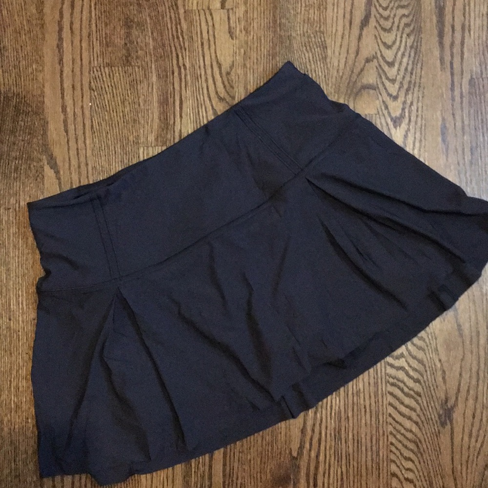 EUC Lululemon Black Skort, Size 8